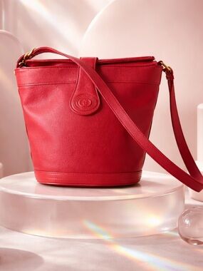 GORGEOUS GG MARMONT VINTAGE SHOULDER BAG GUCCI.